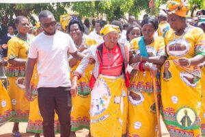 Mrs-Bikoloni-in-the-middle-one-of-the-fisrt-christian-who-started-mtande-church-in-1970-today-St-Andrews-the-Apostle-Mtande-Parish